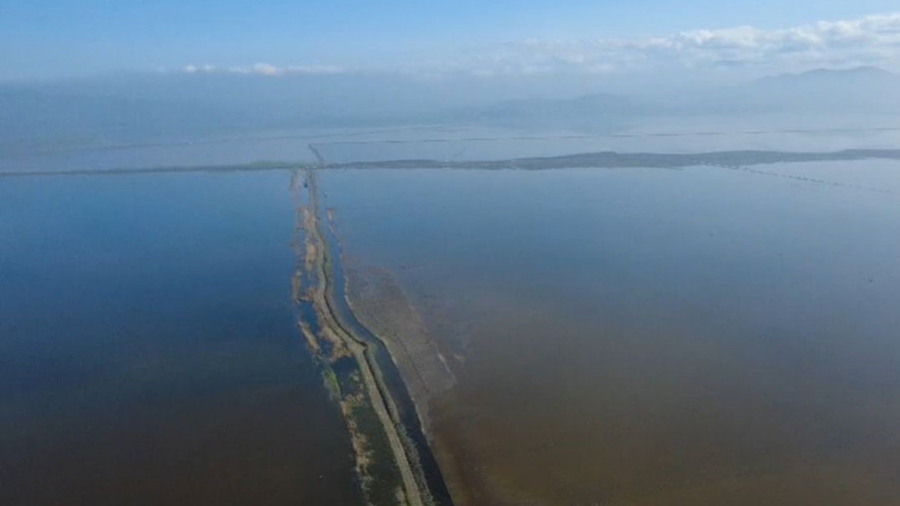 Kahramanmaraş’ta binlerce dönüm tarım arazisi sular altında kaldı
