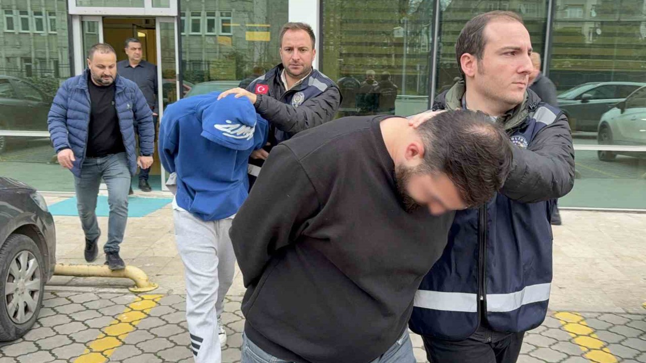 Kardeşlere maskeli saldırı cinayetinde 2 kişi tutuklandı
