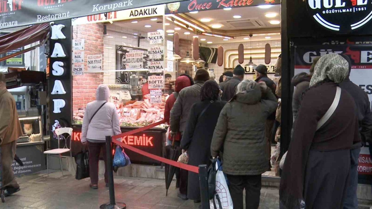 Bursa’da Ramazan öncesi çarşı ve pazarlar yoğunlaştı
