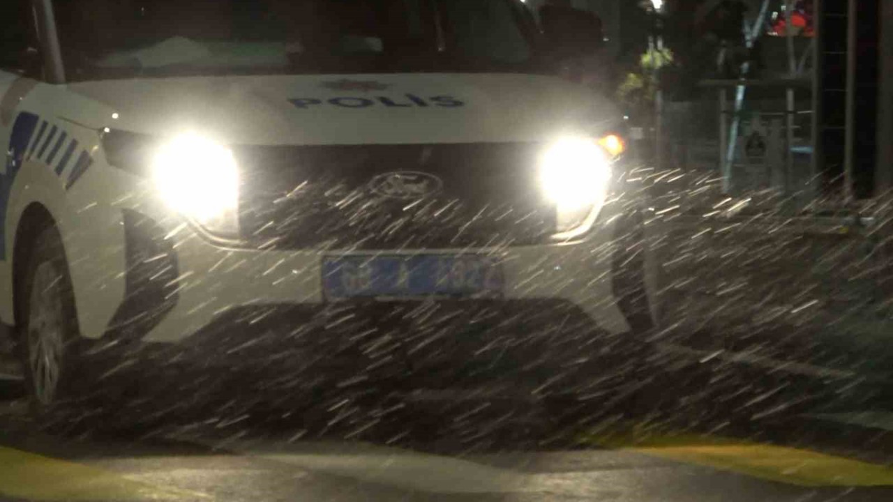 Aksaray’da kar yağışı başladı
