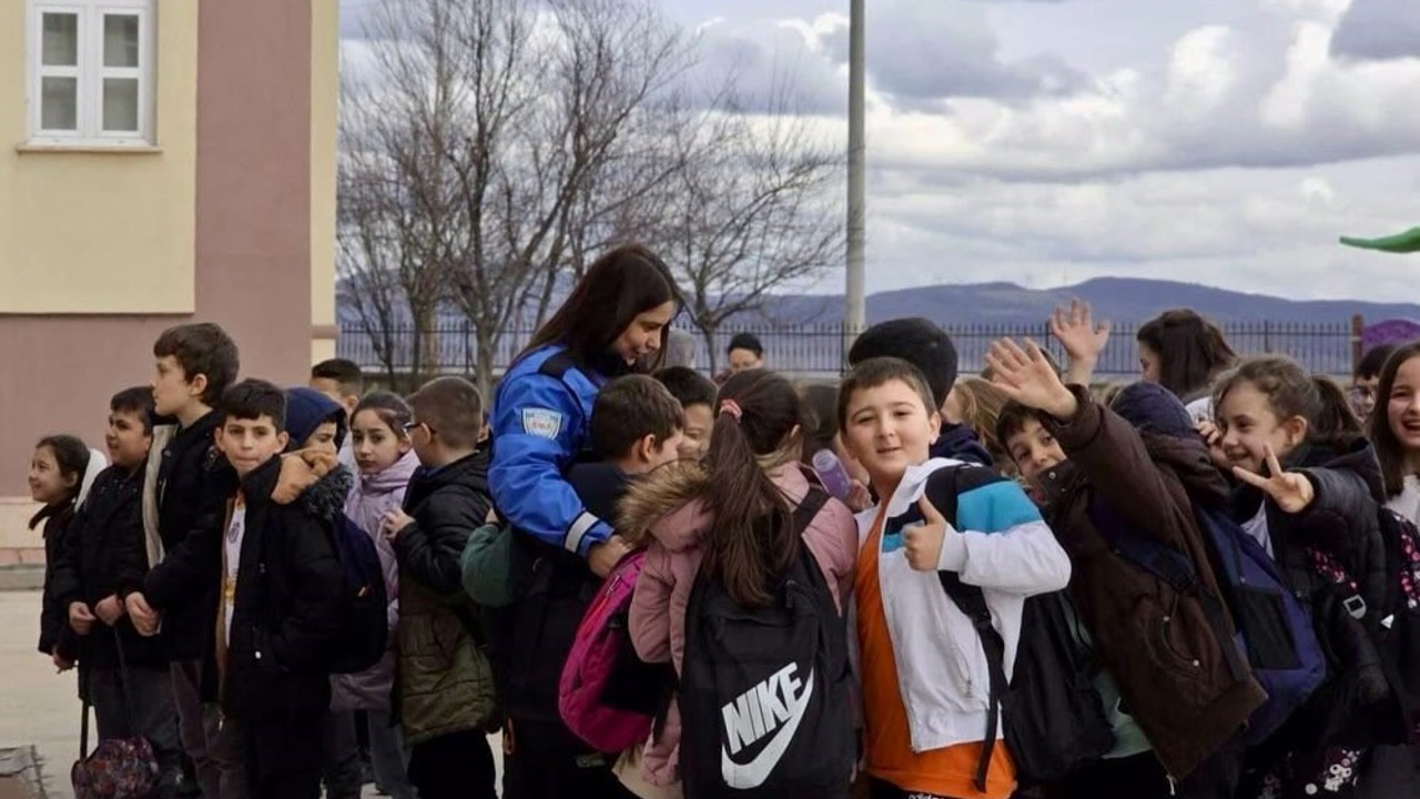 Bilecik’te ilkokul öğrencilerine polislik mesleği tanıtıldı
