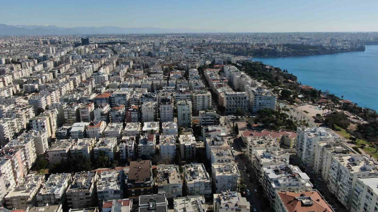 Antalya’da ocak ayında 5 bin 615 konut satıldı
