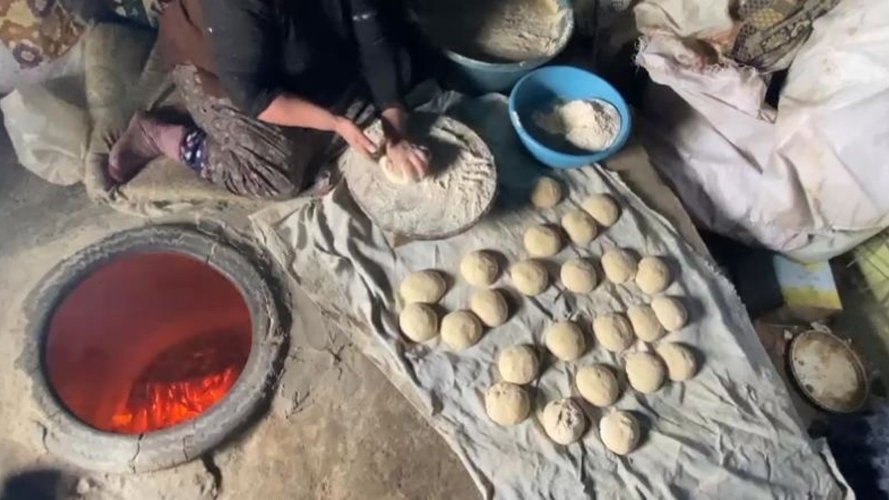 Ağrı’da tandırlar Ramazan için yakıldı
