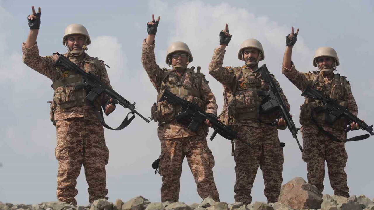 İran ile Rusya arasında ortak deniz tatbikatı
