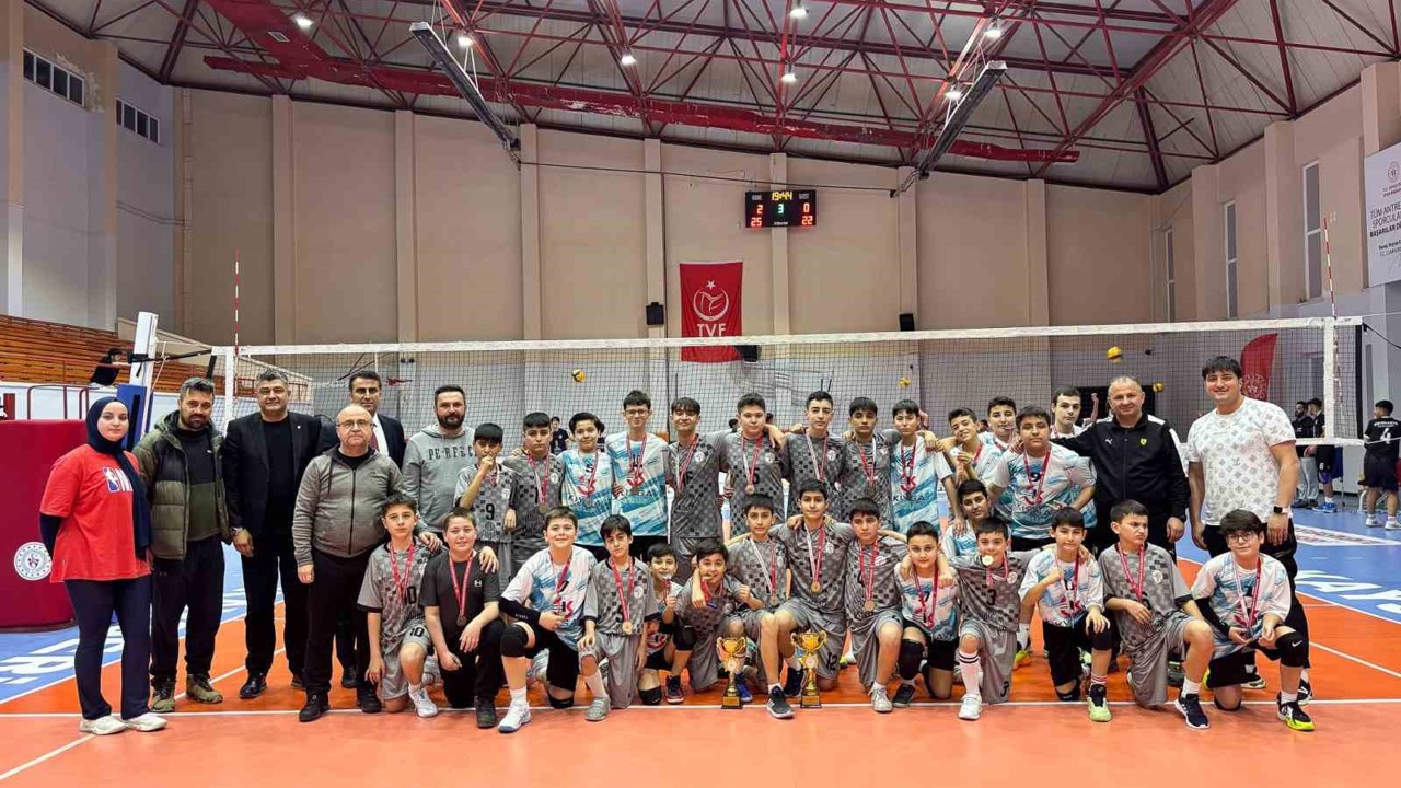 Kayseri Midi Erkekler Voleybol Süper Ligi tamamlandı
