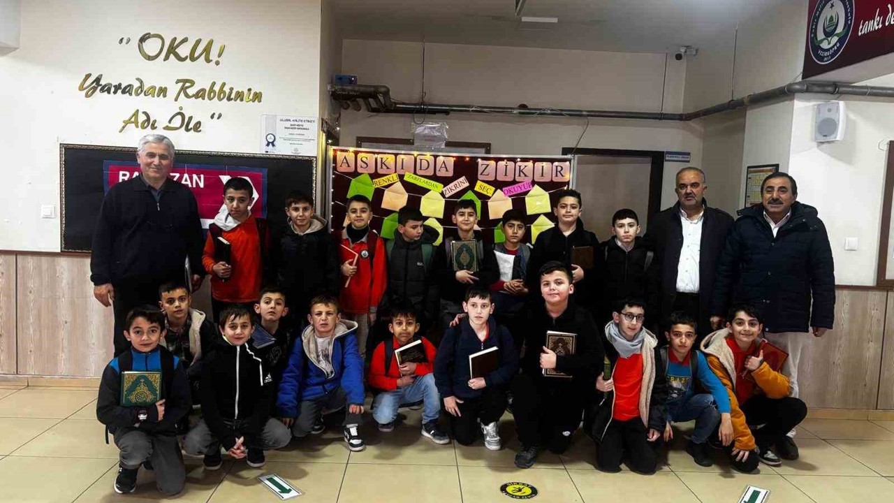 Vezirköprü’de okul koridorları Ramazan sokağına dönüştü
