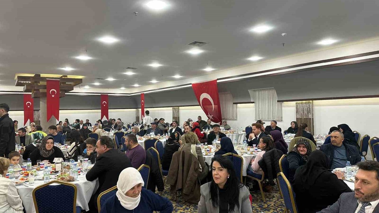 Şehit yakınları ve gaziler iftar sofrasında buluştu
