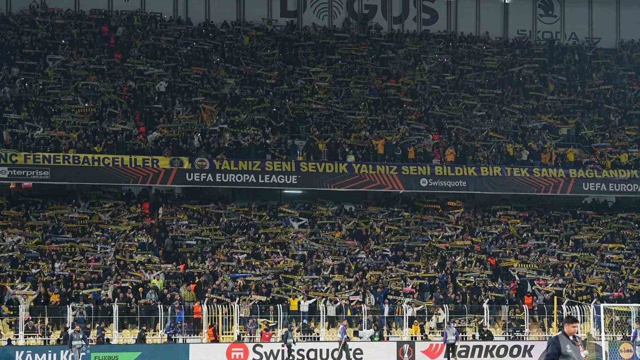 UEFA Avrupa Ligi: Fenerbahçe: 0 - Nottingham Forest: 0 (Maç devam ediyor)
