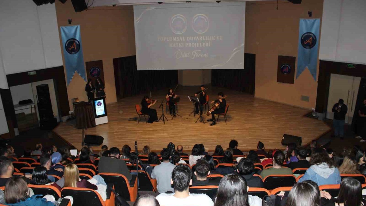 Toplumsal Duyarlılık ve Katkı Projeleri’nde Spor Bilimleri Fakültesi birinci oldu
