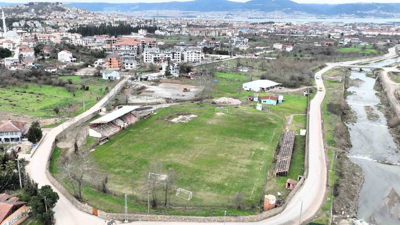 Gölcük’te yeni spor kompleksinin inşaat çalışmalarına başlandı
