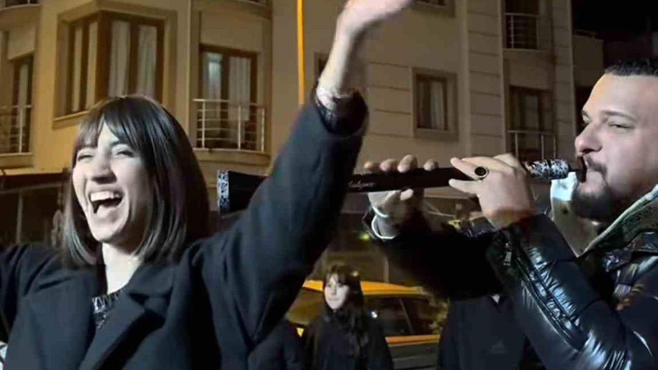 Kanseri yendi, davul-zurna ile kutladı
