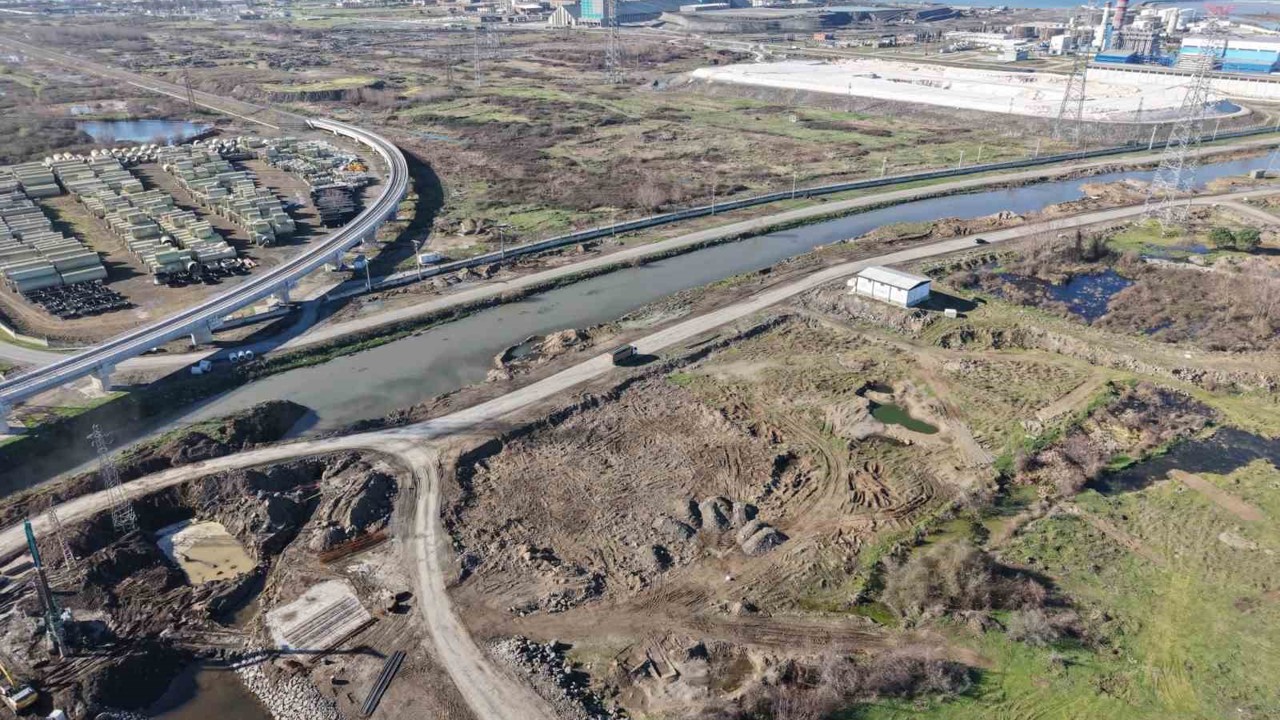 Samsun Yeni OSB’de taşkın kontrol çalışmaları
