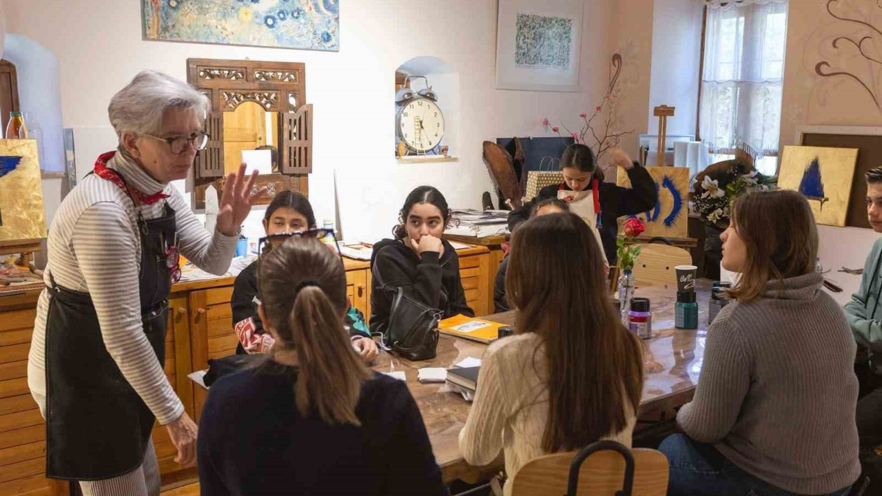 Datça’da öğrenciler sanata doydu
