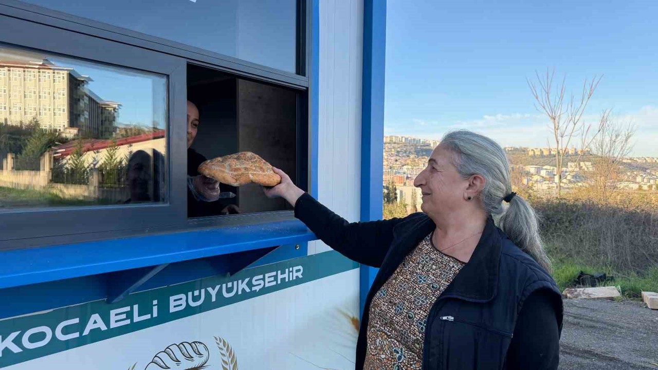 Halk Ekmek’te ağ genişliyor: Günlük üretim 16 bini aştı, Ramazan pidesi 20 TL
