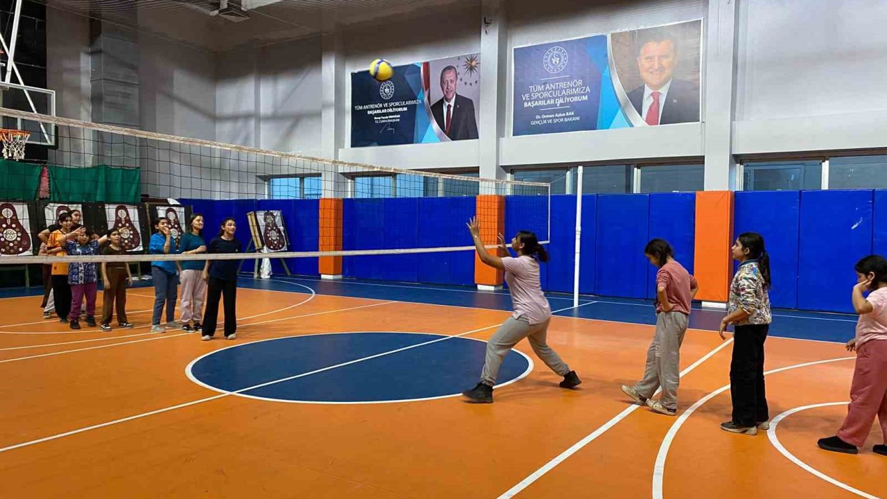 Voleybola olan ilgi artıyor
