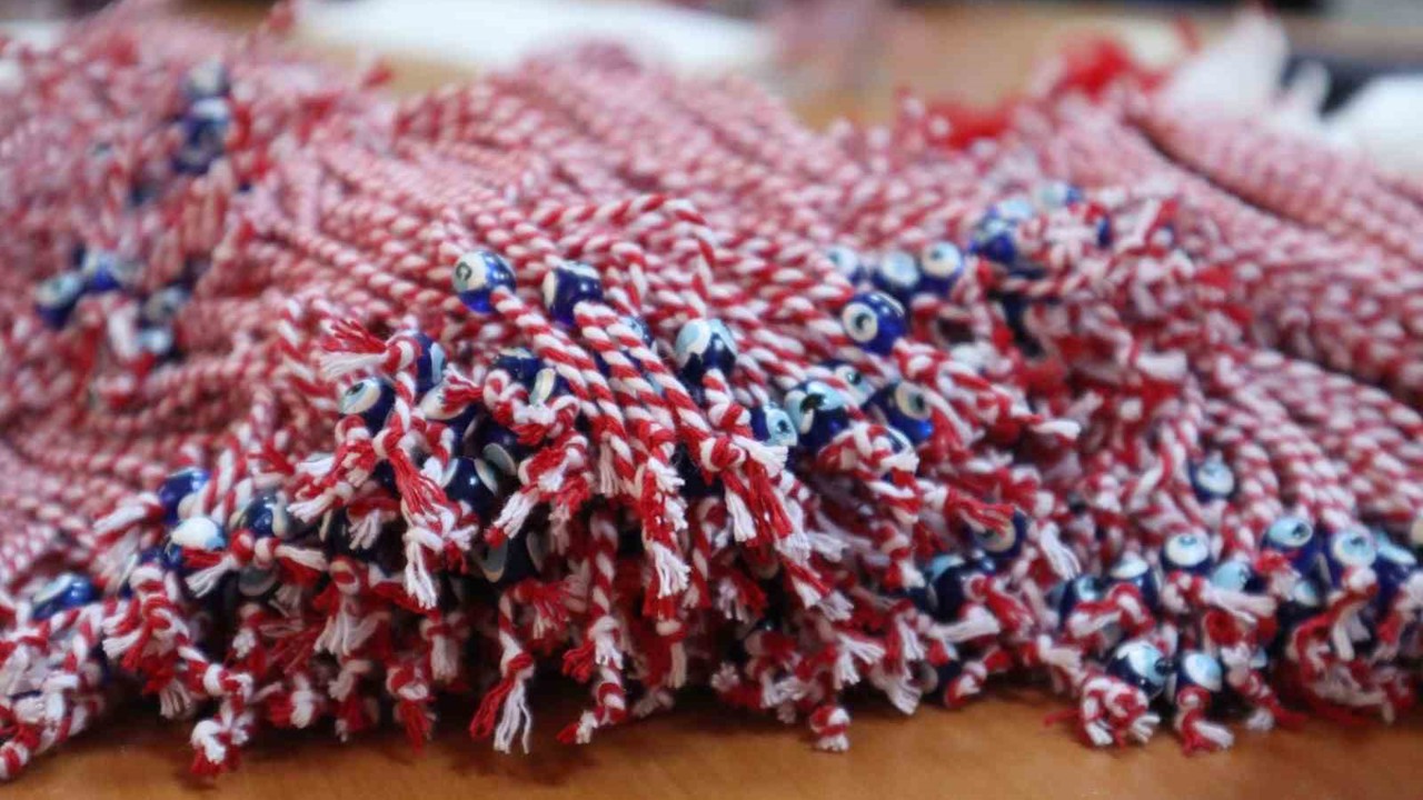 Yalova’da Balkan geleneği "marteniçka" yaşatılıyor
