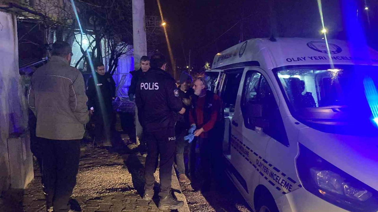 Yalnız yaşayan 78 yaşındaki adam evinde ölü olarak bulundu
