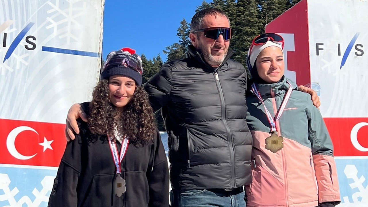 Hakkârili sporculardan büyük başarı
