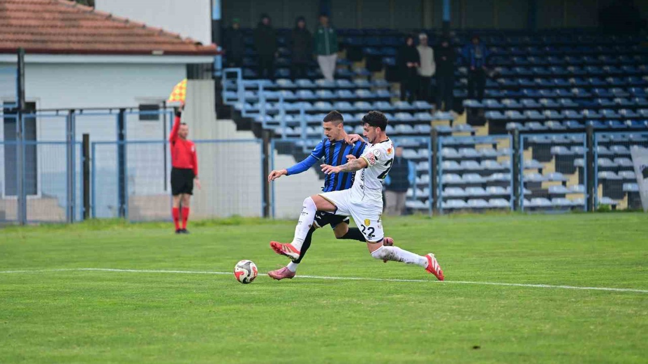 TFF 2. Lig: Karacabey Belediyespor: 0 - Ankaragücü: 2
