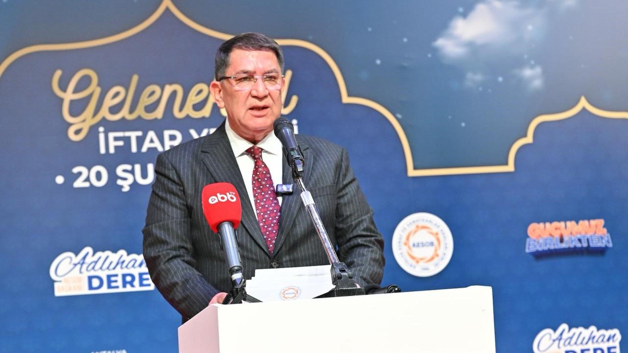 Antalya protokolü ve oda başkanları iftarda buluştu
