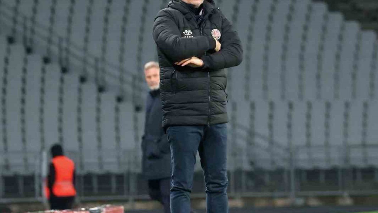 Aleksandar Stanojevic: "Bugün 2 puan kaybettik"
