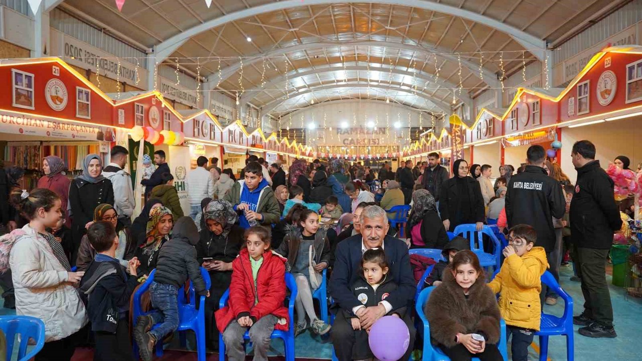 Kahta Belediyesi’nin birlik ve dayanışma etkinliği
