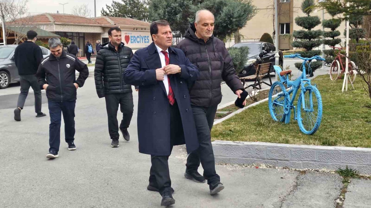 Ali İhsan Kabakcı incelemelerini sürdürüyor
