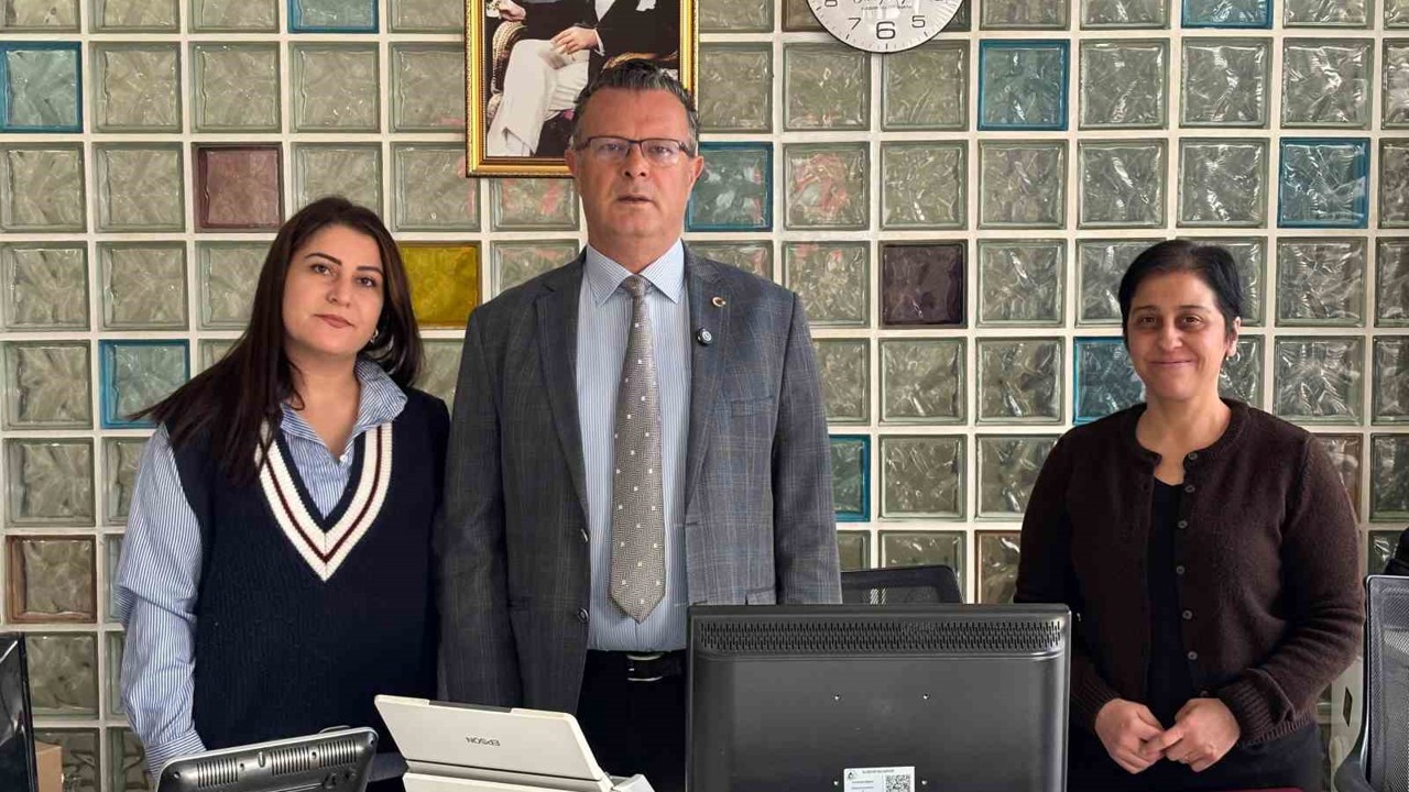 Alaşehir Belediyesinden kadın personele Ramazan kolaylığı
