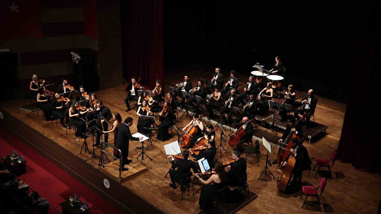 Muğla ve Kuzey Kıbrıs aynı sahneyi paylaştı
