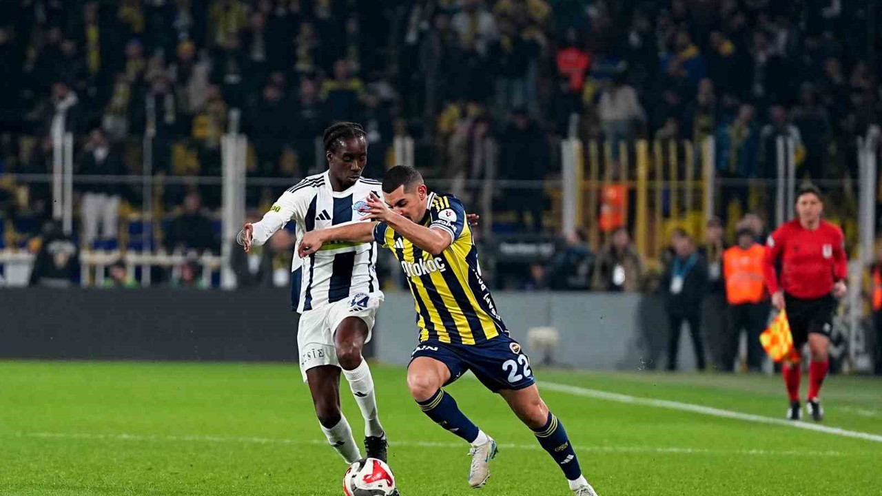 Trendyol Süper Lig: Fenerbahçe: 0 - Kasımpaşa: 0 (Maç devam ediyor)
