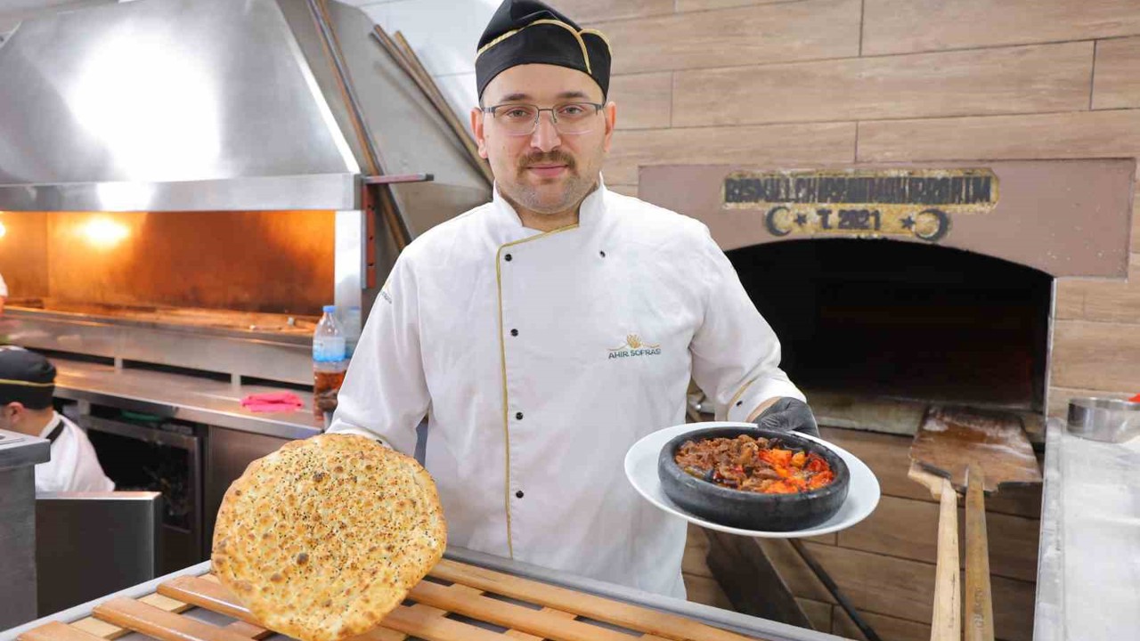 Kahramanmaraş’ta iftar sofralarını süsleyen lezzet: Eli böğründe
