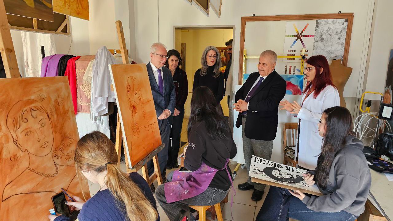 Sanatın kalbi Güzel Sanatlar Lisesi’nde attı
