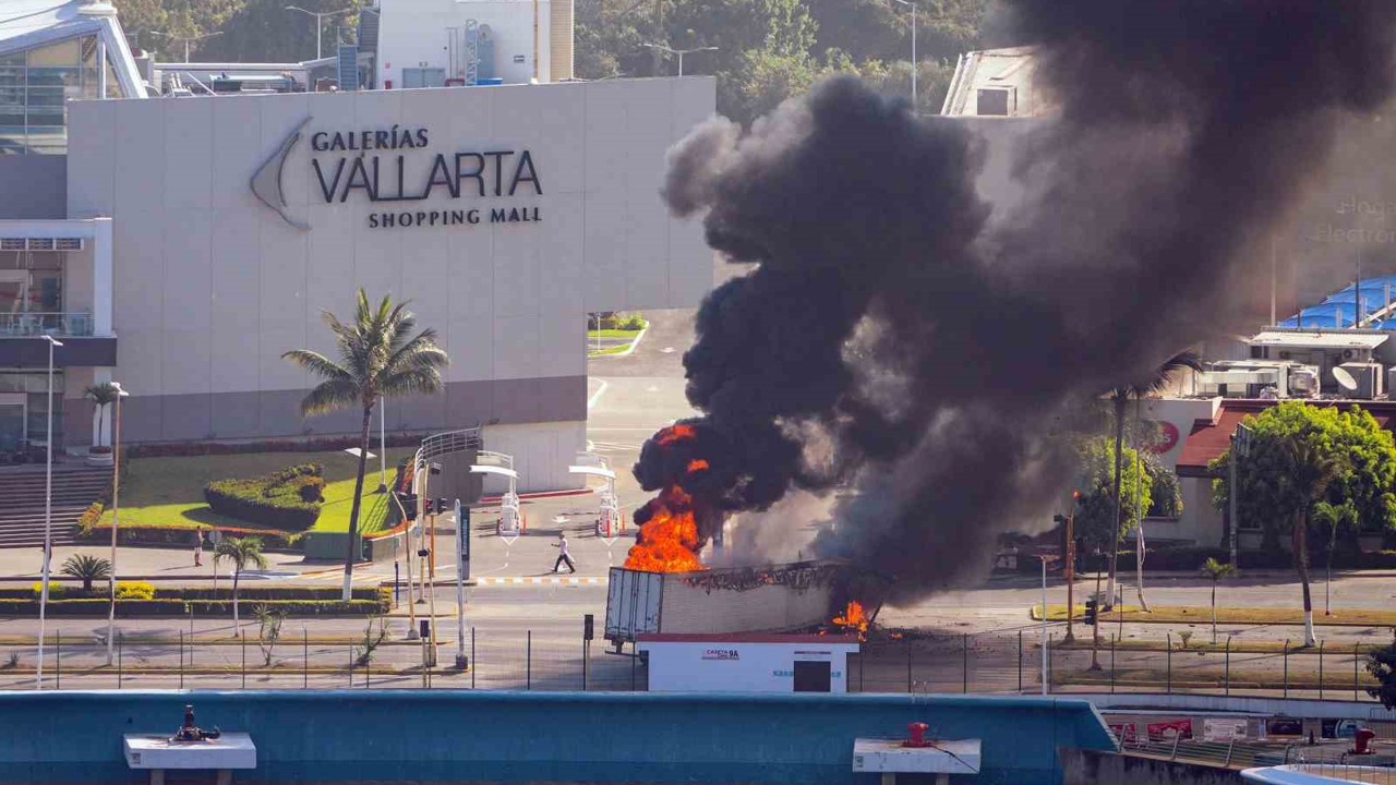 Meksika’da kartel liderinin öldürüldüğü eyalete 2 bin 500 asker daha konuşlandırıldı
