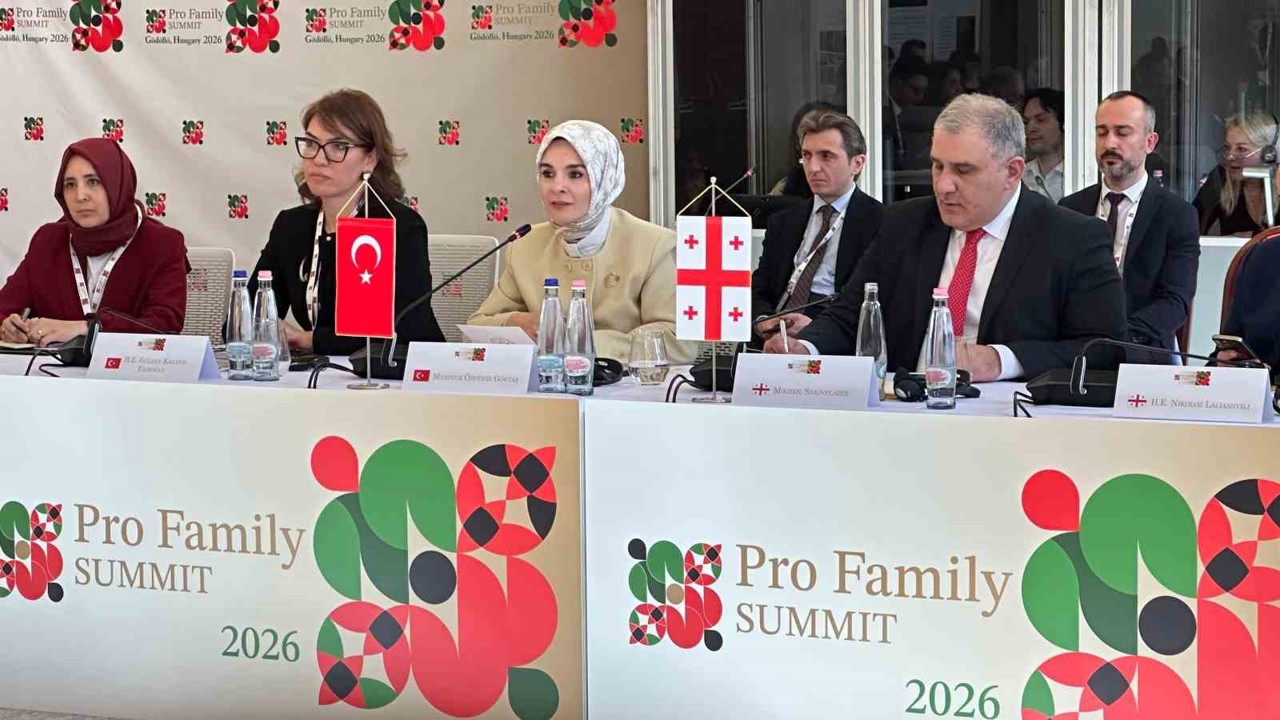 Bakan Göktaş: "Dijitalleşme ve demografik değişimler, aileyi güçlendirmeyi küresel gündemin merkezine taşıyor"
