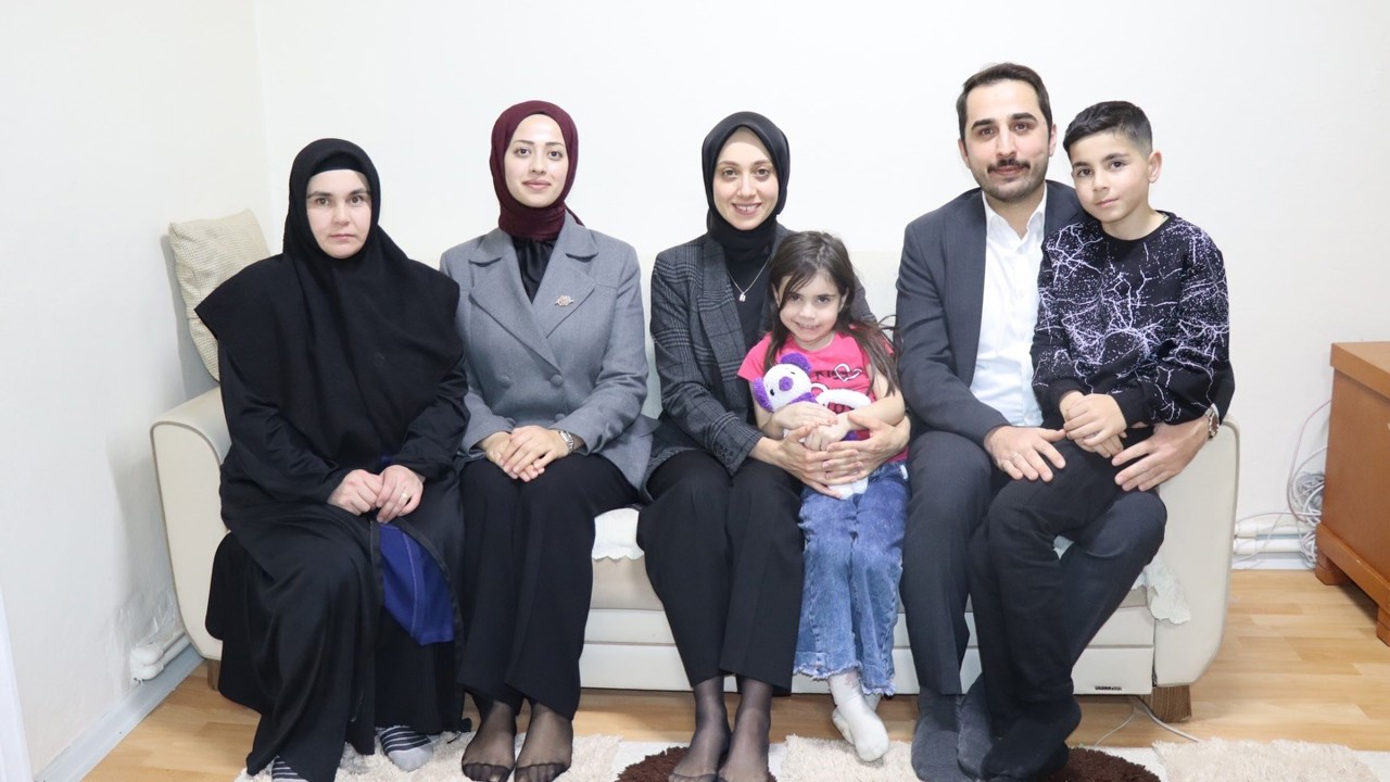 Kaymakam Duman, aile iftarına katıldı
