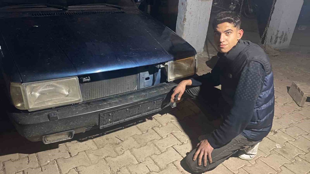 Arkadaşına selam vermek için bastığı kornadan ses çıkmayınca çalındığını fark etti
