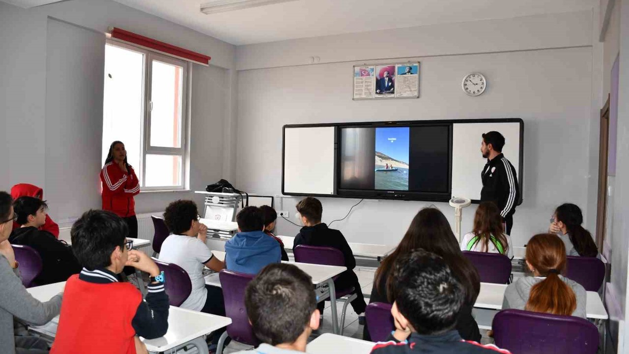 Karaman’da kürek sporu için okullarda yetenek taraması yapıldı
