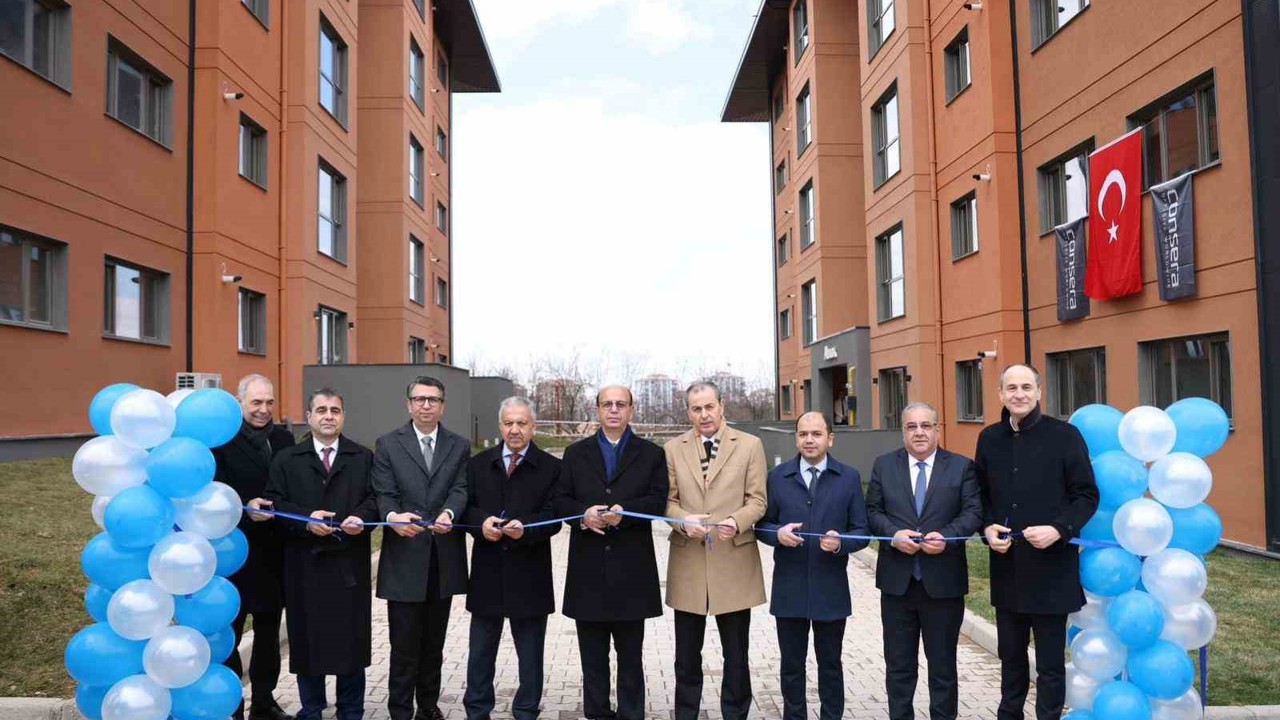 İş Bankası Malatya lojmanları sahiplerine teslim edildi
