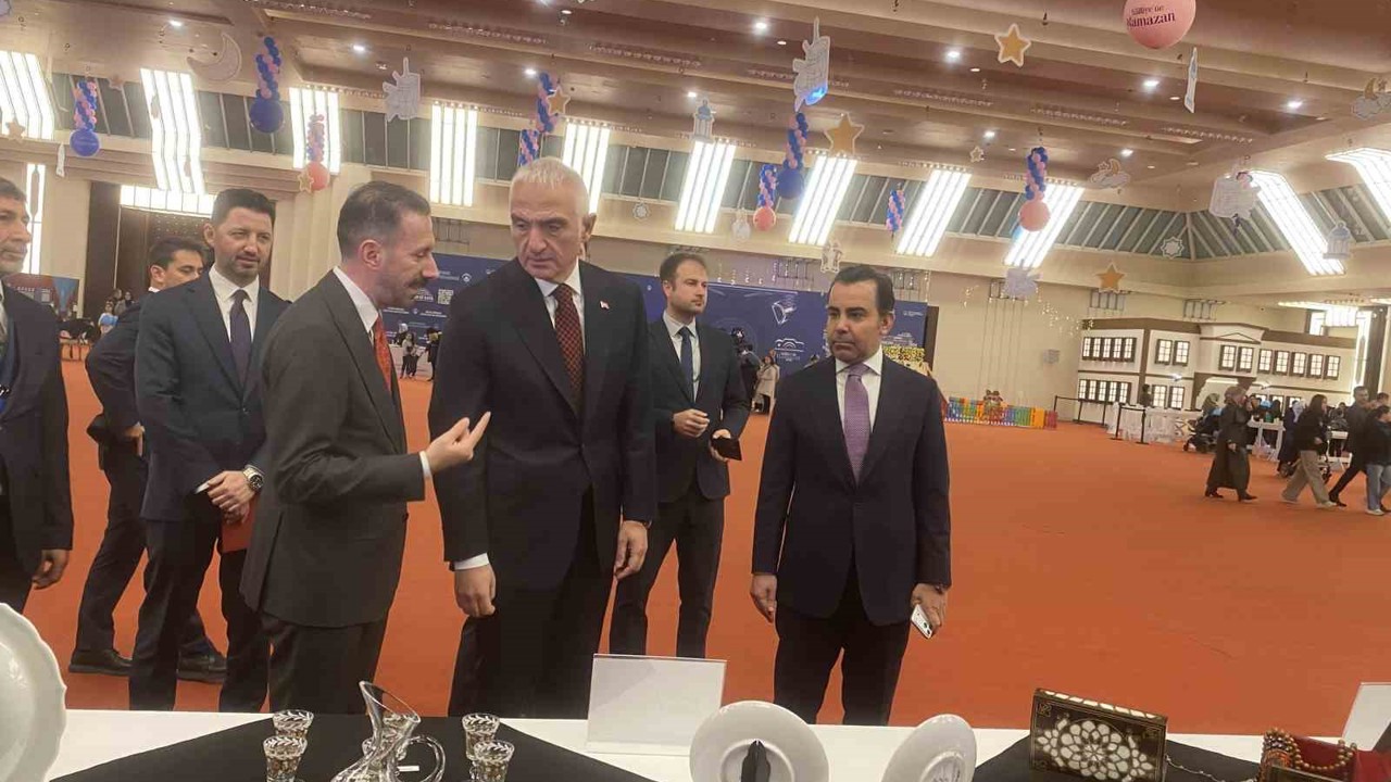 Bakan Ersoy: "Bu sene çok daha organize, fazla katılımın olduğu bir etkinlikler silsilesi oluyor"
