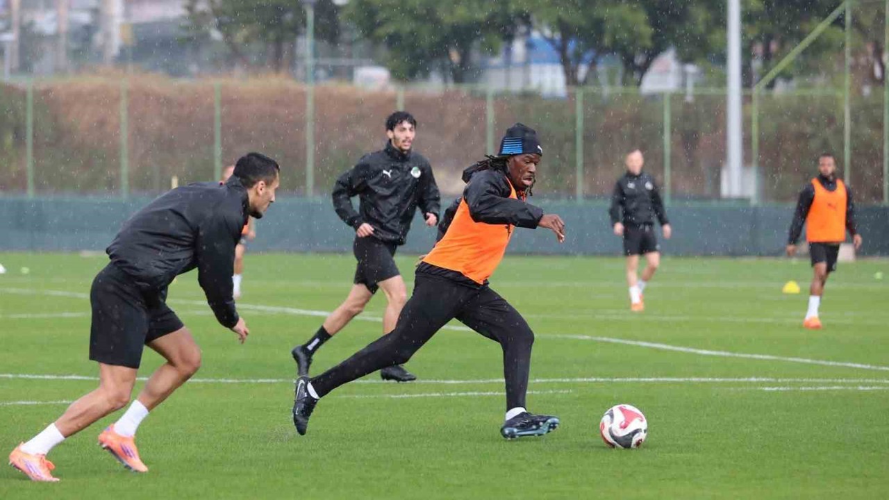 Corendon Alanyaspor, Galatasaray maçı hazırlıklarını sürdürdü
