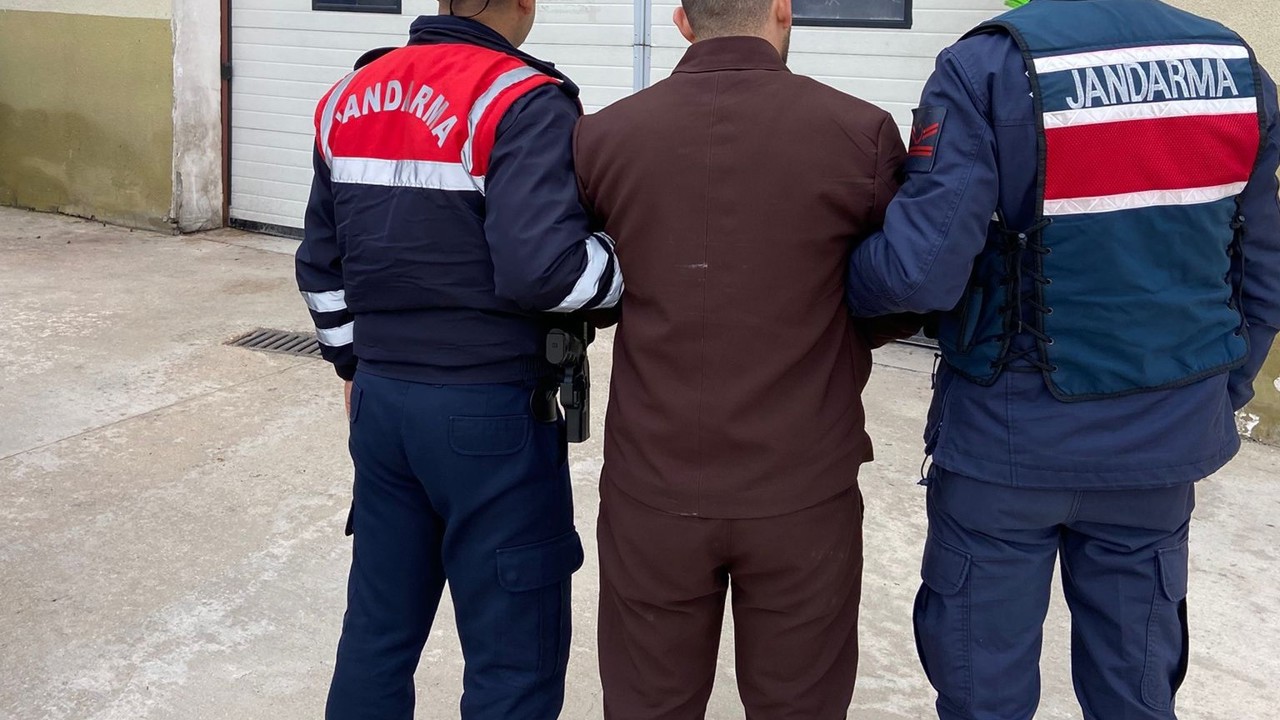 Kesinleşmiş 16 yıl cezayla aranan şahıs yakalandı
