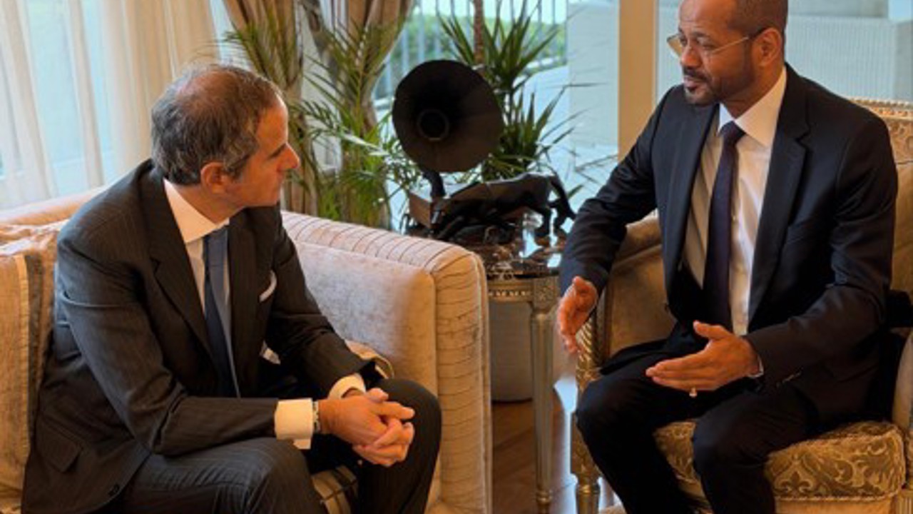 Umman Dışişleri Bakanı Al-Busaidi, UAEA Başkanı Grossi ile görüştü
