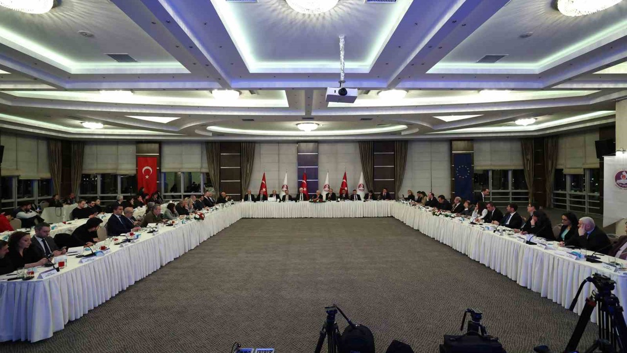 AYM Başkanı Özkaya: "AİHM kararlarına ilişkin icra süreci henüz tamamlanmayan 83 karar bulunuyor"
