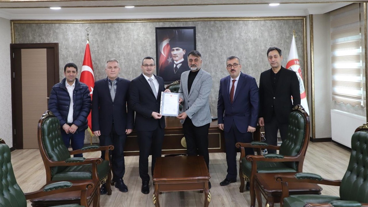 Silvan Gıda OSB’de 279 hektarlık alanın tapu devri alındı
