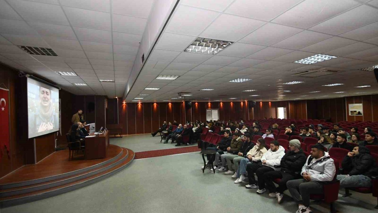 Üniversite öğrencileri dolandırıcılığa karşı bilgilendirildi
