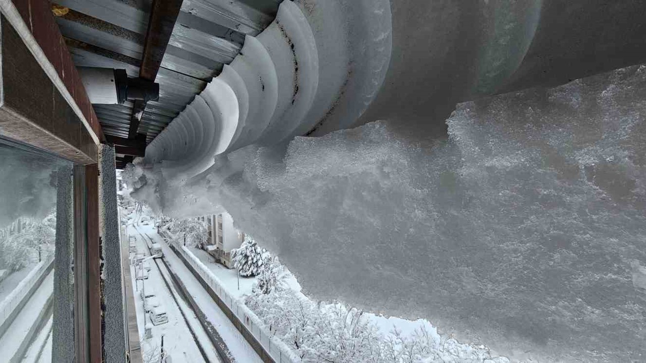 Karın başkenti Bitlis’te kış geri geldi
