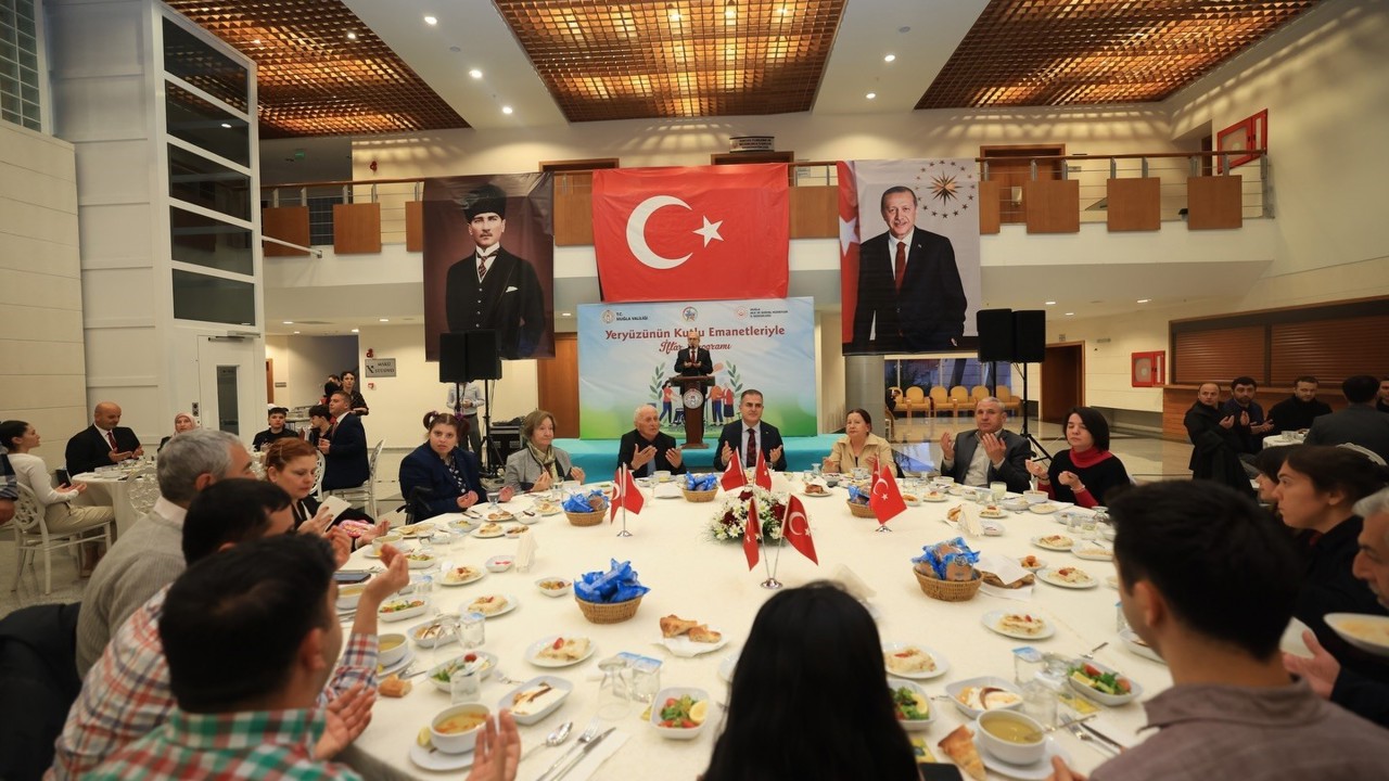 Vali Akbıyık, gönül sofrasında vatandaşlarla buluştu
