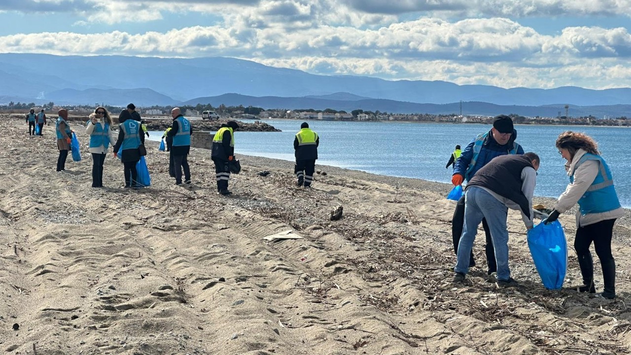 Deniz Çöpleri İzleme Programı (MLW) kapsamında Altınkum’da anlamlı temizlik

