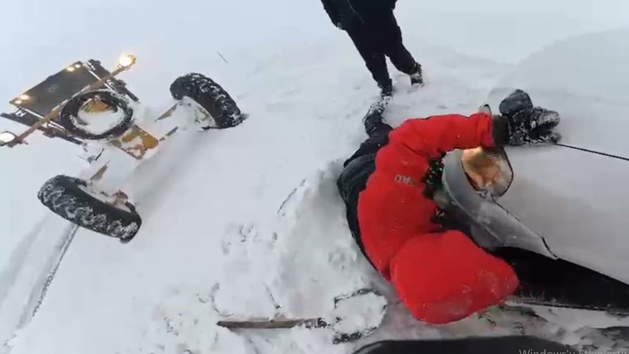 Karda mahsur kalanların imdadına AFAD yetişti
