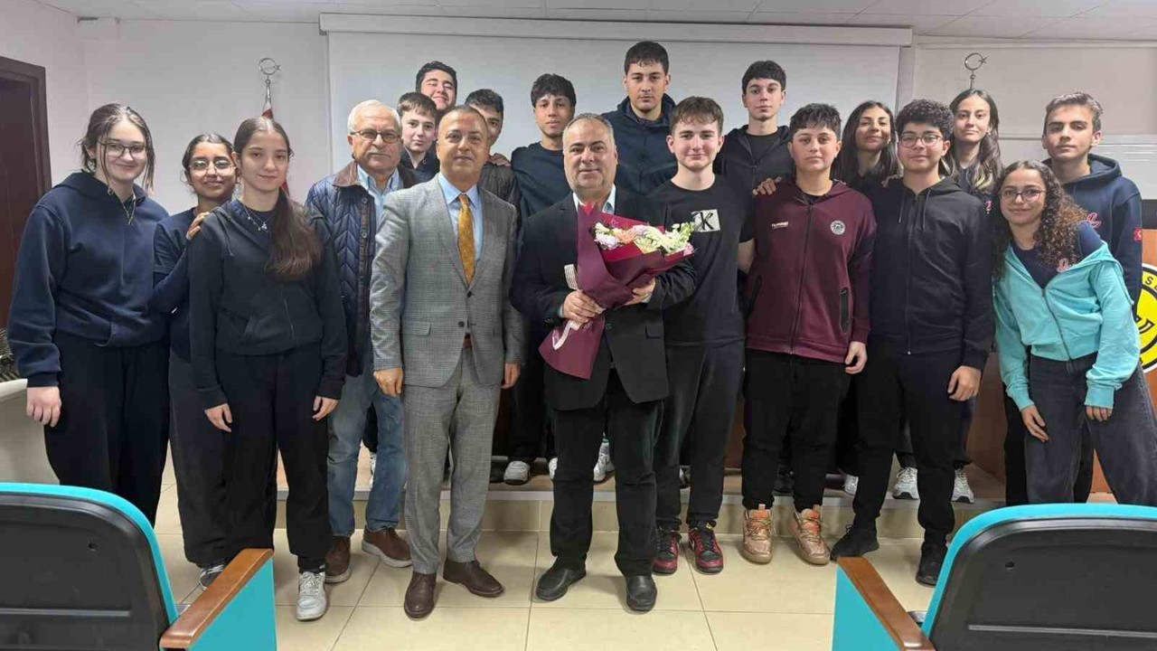 Aydın Lisesi’nde Ramazan söyleşisi ilgi gördü
